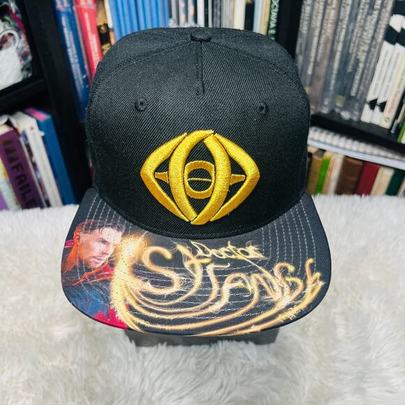 MARVEL DR. STRANGE EYE OF AGAMOTTO SNAPBACK HAT - Picture 2 of 8